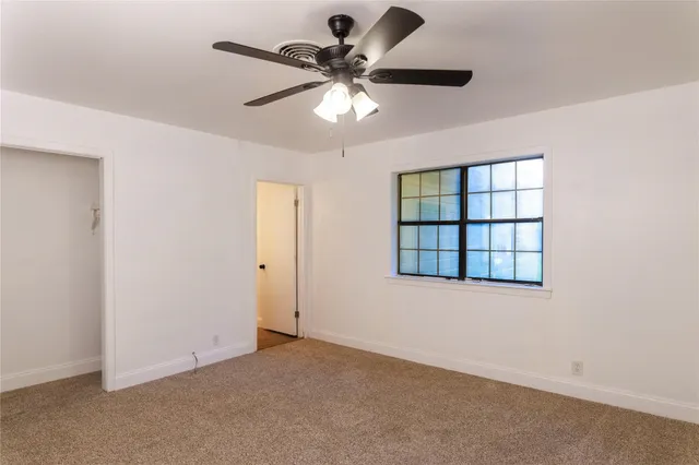 $2,300 | 4640 Fieldwood Lane, Beaumont, TX 77706