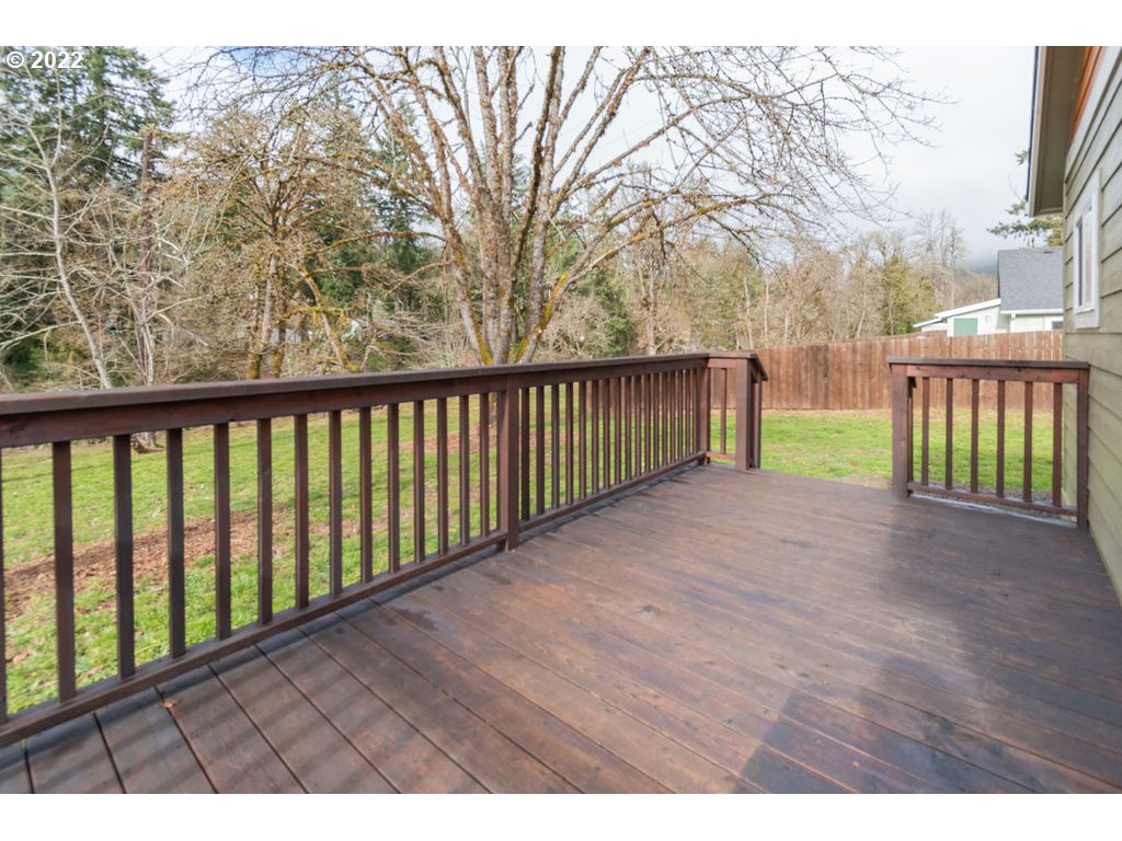 37536 Row River Road Dorena, OR 97434 - Photo 29 of 31 Gallery Image 29