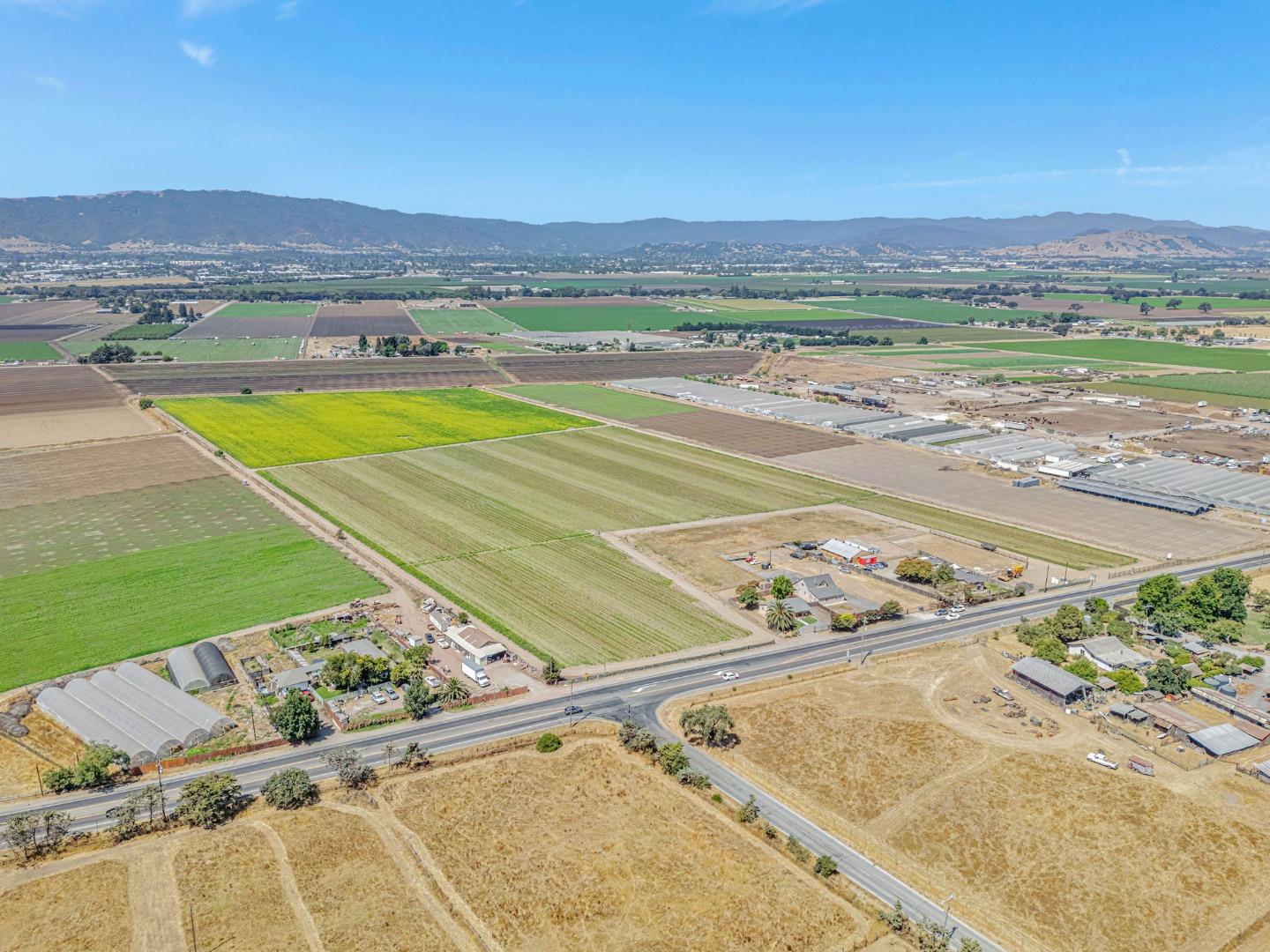 2718 Ferguson Road Gilroy, CA 95020 - Photo 77 of 81