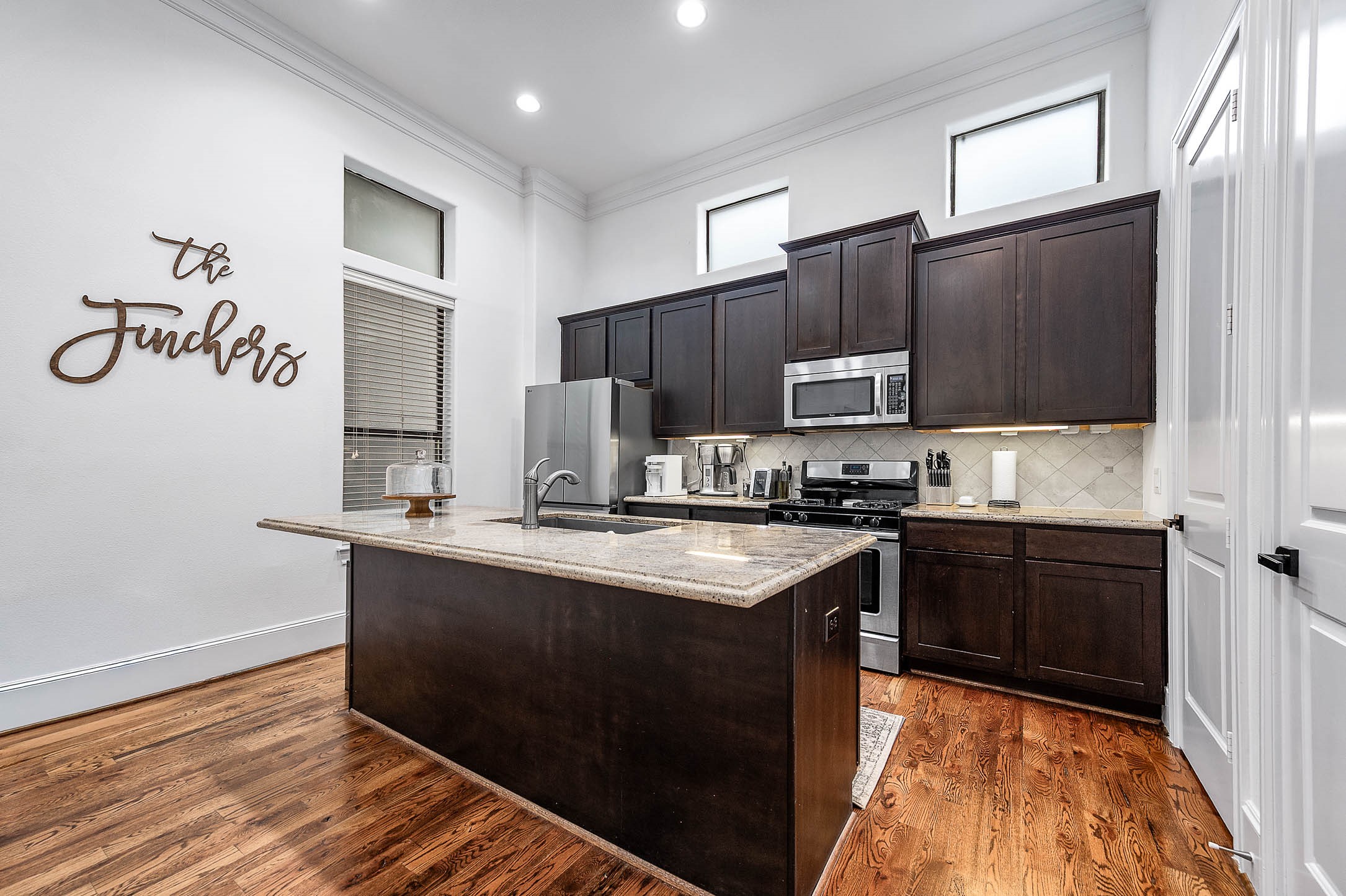 3205 Maxroy Street Houston, TX 77008 - Photo 13 of 34