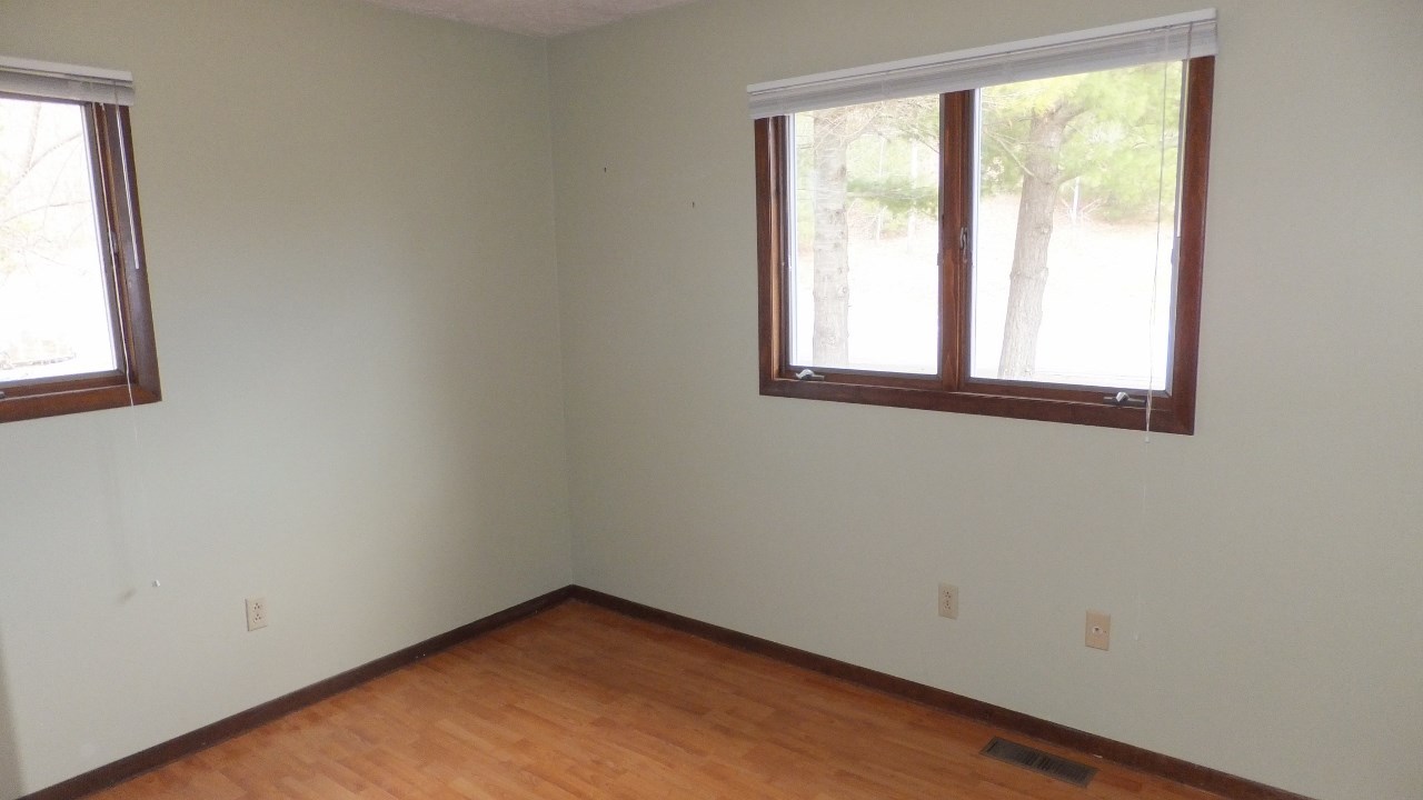 4723 Strait Road Traverse City, MI 49685 - Photo 13 of 24 1798673-13.JPG