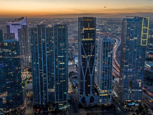 $12,000 | 1100 Biscayne Boulevard, Unit 5801, Miami, FL 33132