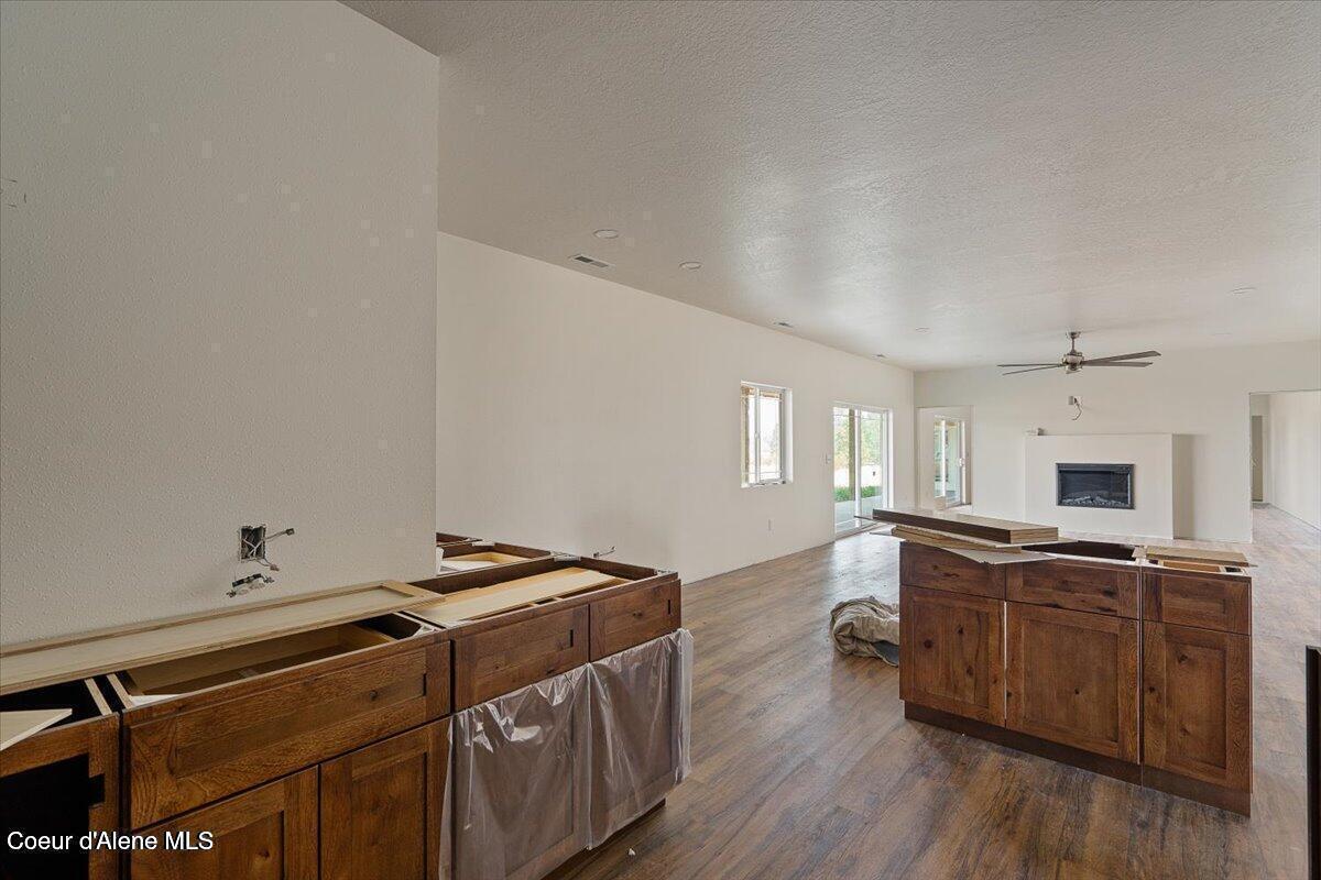 30763 Sienna Loop Athol, ID 83801 - Photo 16 of 46 16