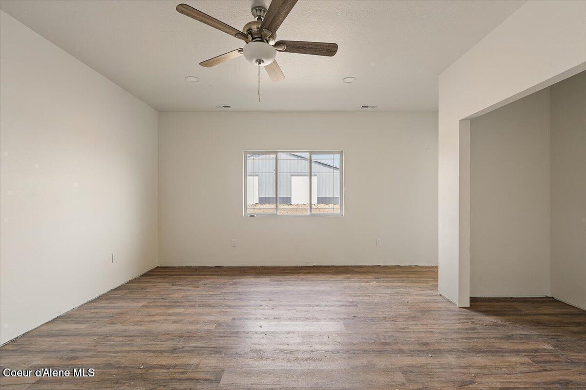 30763 Sienna Loop Athol, ID 83801 - Photo 17 of 46 17