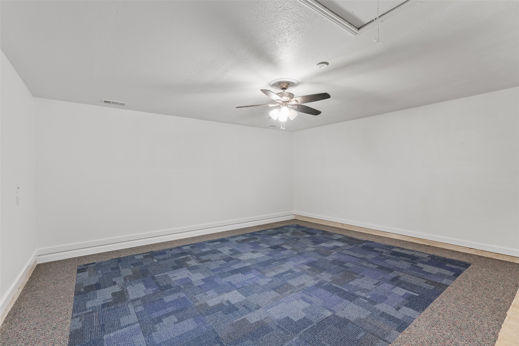 2005 East 19th Street Georgetown, TX 78626 - Photo 29 of 37