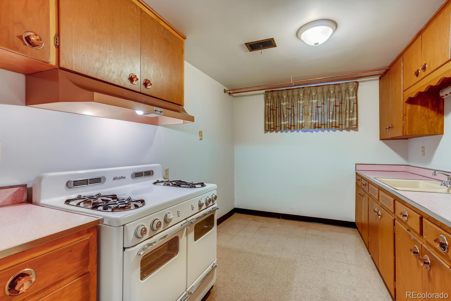 2625 South Raleigh Street Denver, CO 80219 - Photo 17 of 28 Gallery Image 17