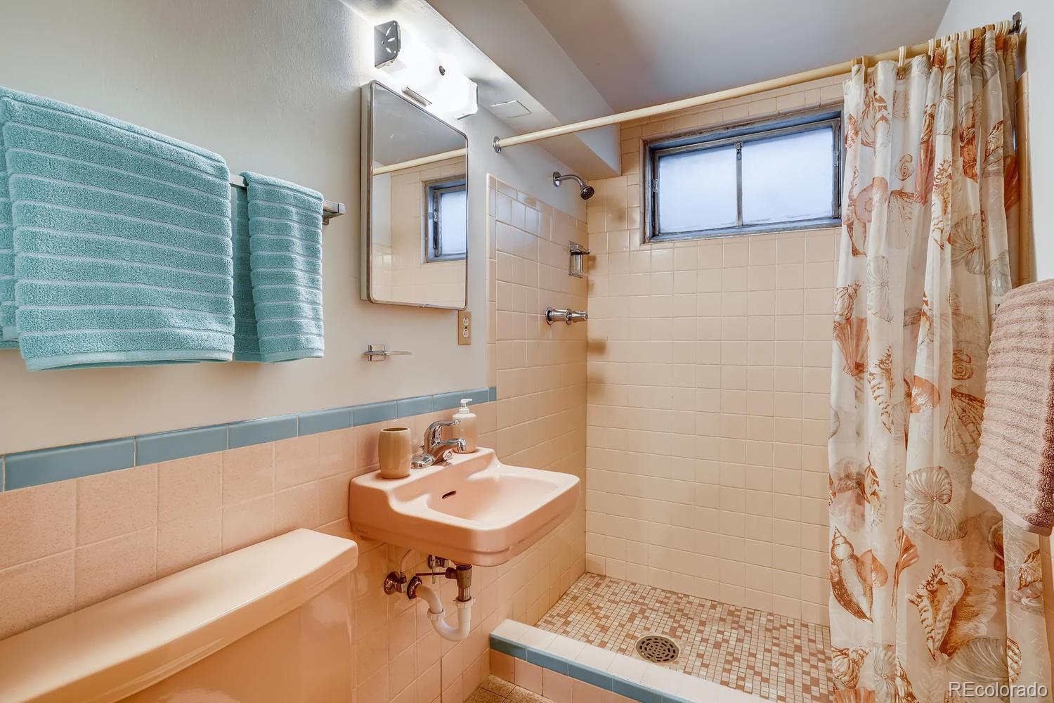 2625 South Raleigh Street Denver, CO 80219 - Photo 20 of 28 Gallery Image 20