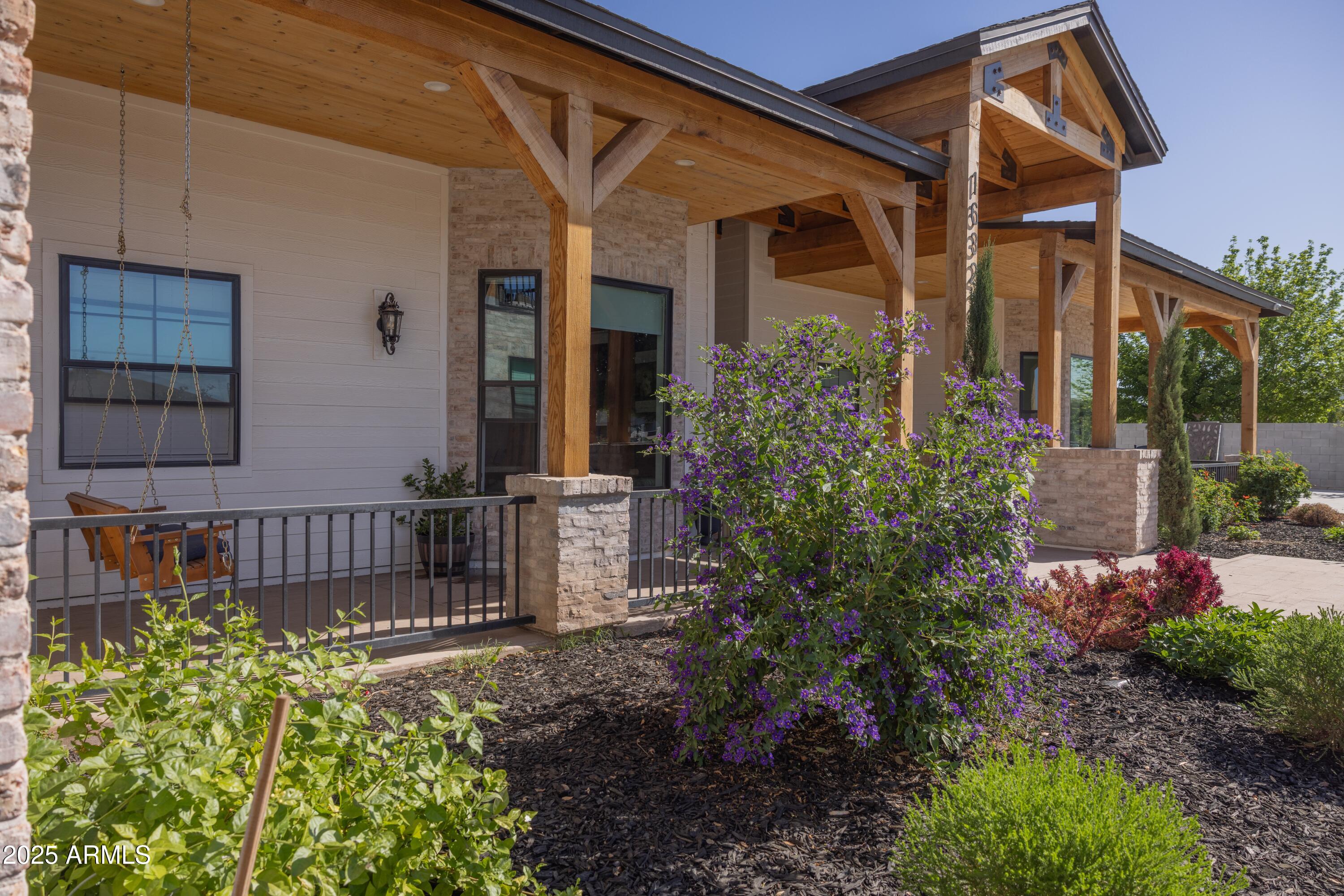 16322 East Fairview Street Gilbert, AZ 85295 - Photo 4 of 115 1Q0A9594