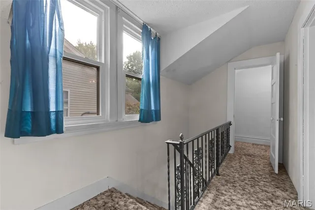 $275,000 | 2438 Annalee Avenue, Brentwood, MO 63144