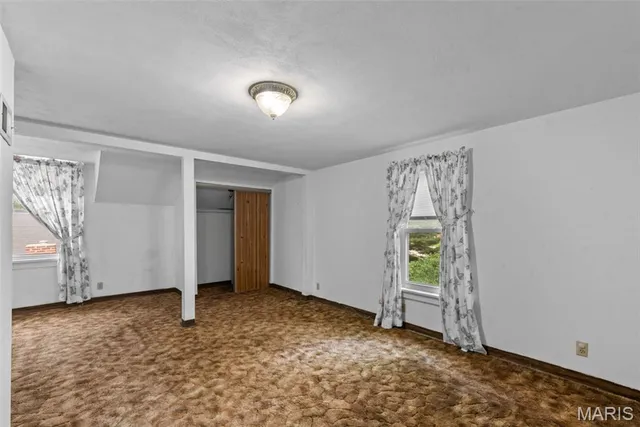 $275,000 | 2438 Annalee Avenue, Brentwood, MO 63144