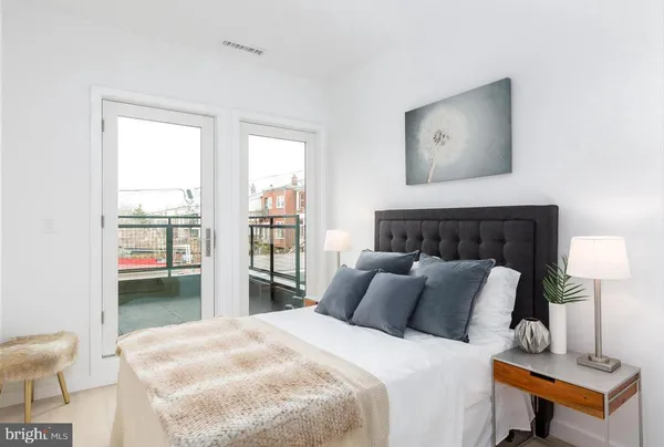 $3,249 | 3527 14th Street Northwest, Unit 3, Washington, DC 20010