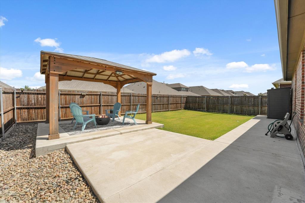 4096 Ellinger Drive Forney, TX 75126 - Photo 31 of 36