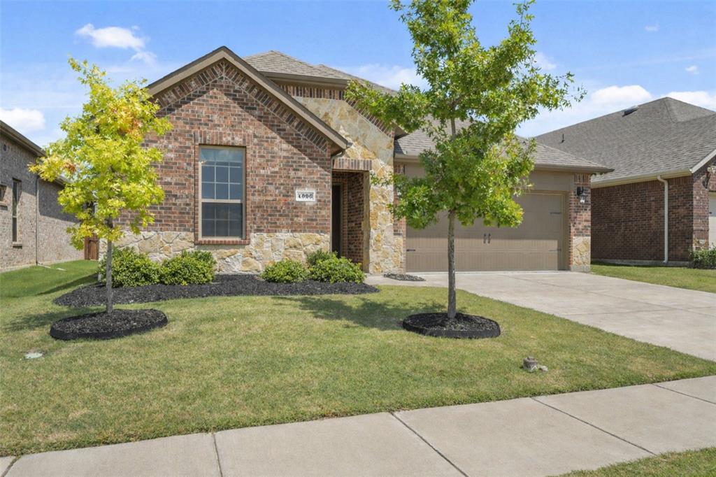 4096 Ellinger Drive Forney, TX 75126 - Photo 4 of 36