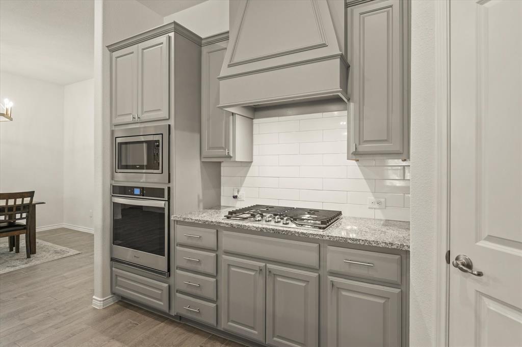 4096 Ellinger Drive Forney, TX 75126 - Photo 9 of 36