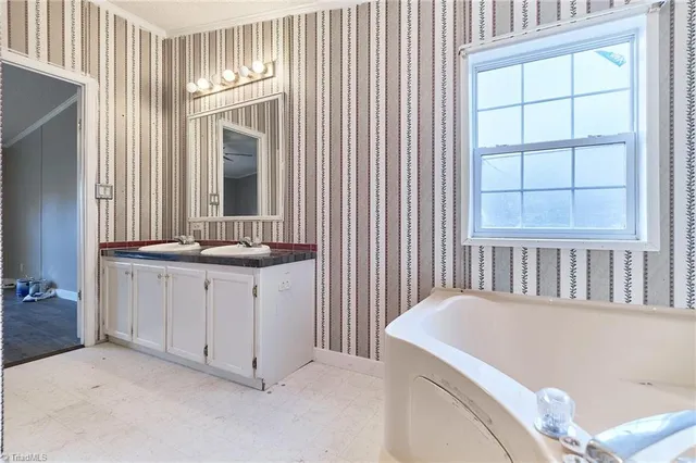 $240,000 | 242 Granite Ridge Lane, Winston-Salem, NC 27107