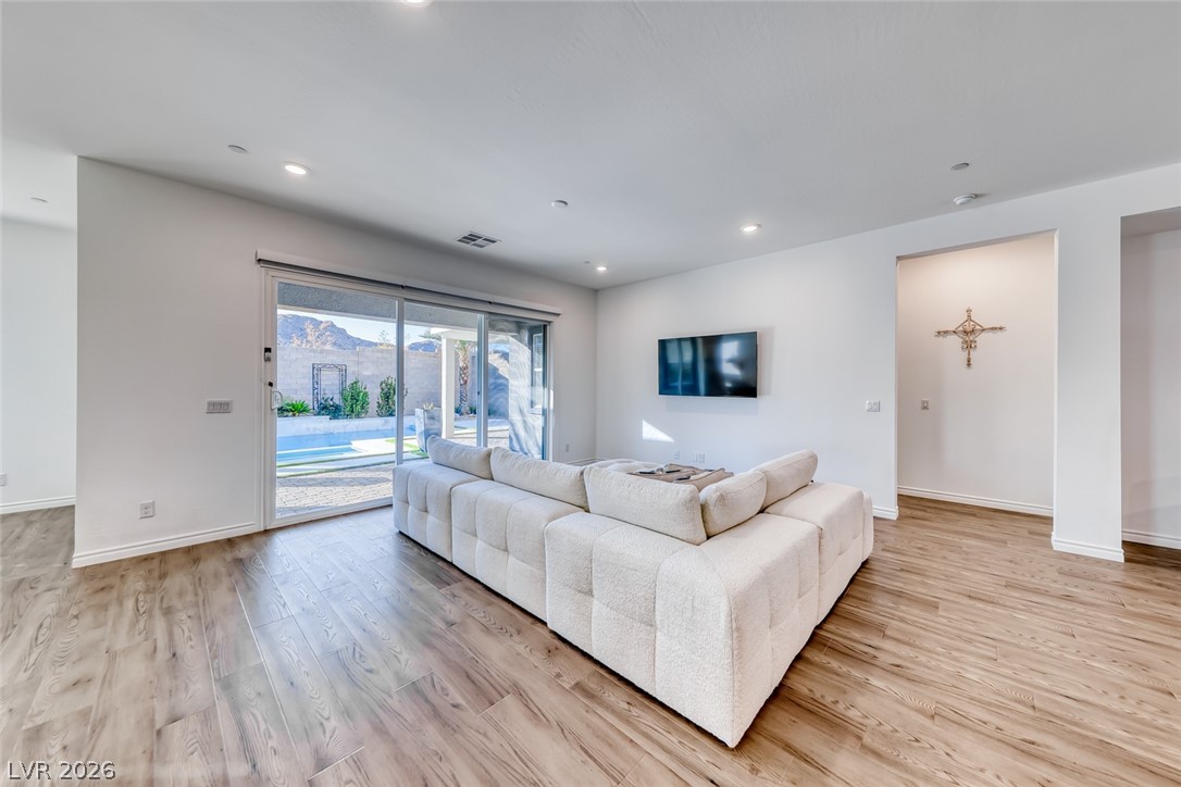 141 Juliette Pointe Lane Henderson, NV 89011 - Photo 26 of 67