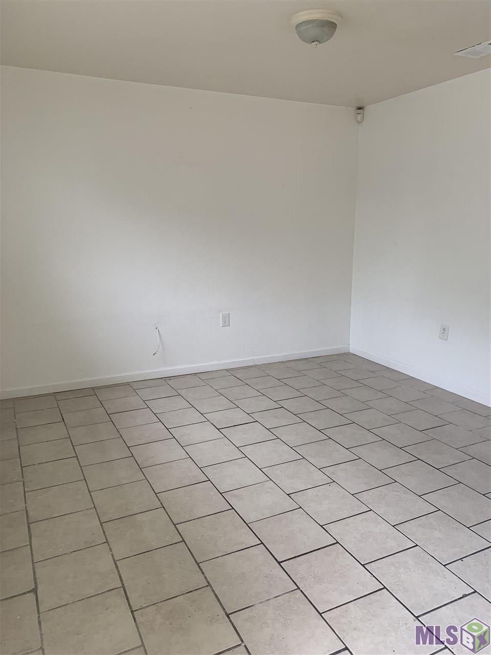 5887 Denova Street Baton Rouge, LA 70812 - Photo 4 of 12 Gallery Image 4