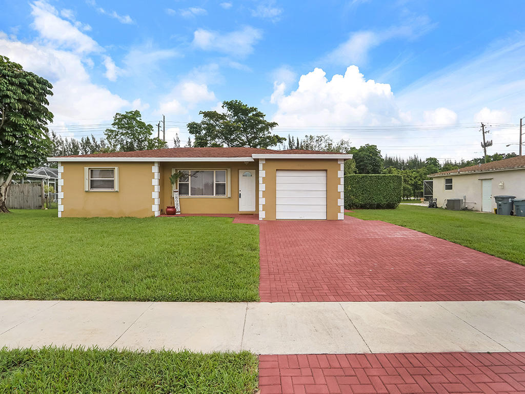 4611 Addison Street Boca Raton, FL 33428 - Photo 1 of 38 4611 Addison St - Front
