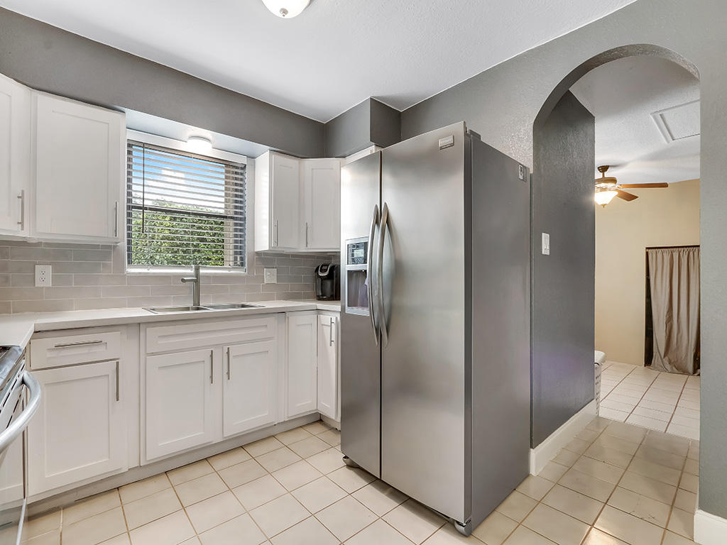 4611 Addison Street Boca Raton, FL 33428 - Photo 13 of 38 4611 Addison St - Kitchen 4