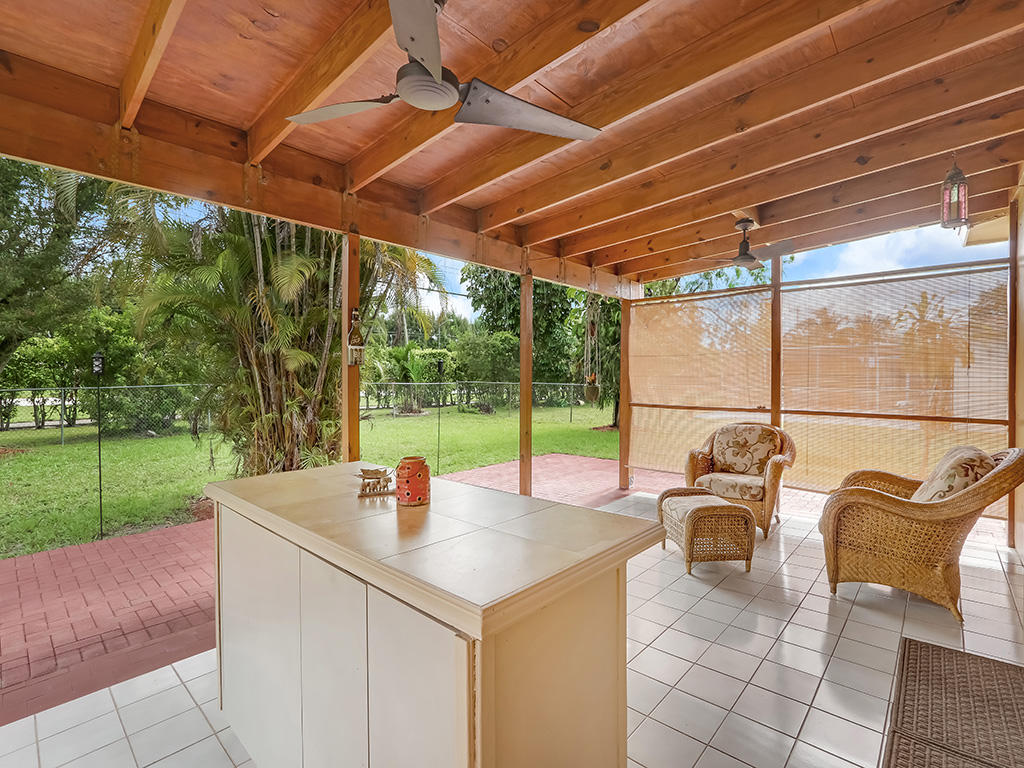 4611 Addison Street Boca Raton, FL 33428 - Photo 24 of 38 4611 Addison St - Patio