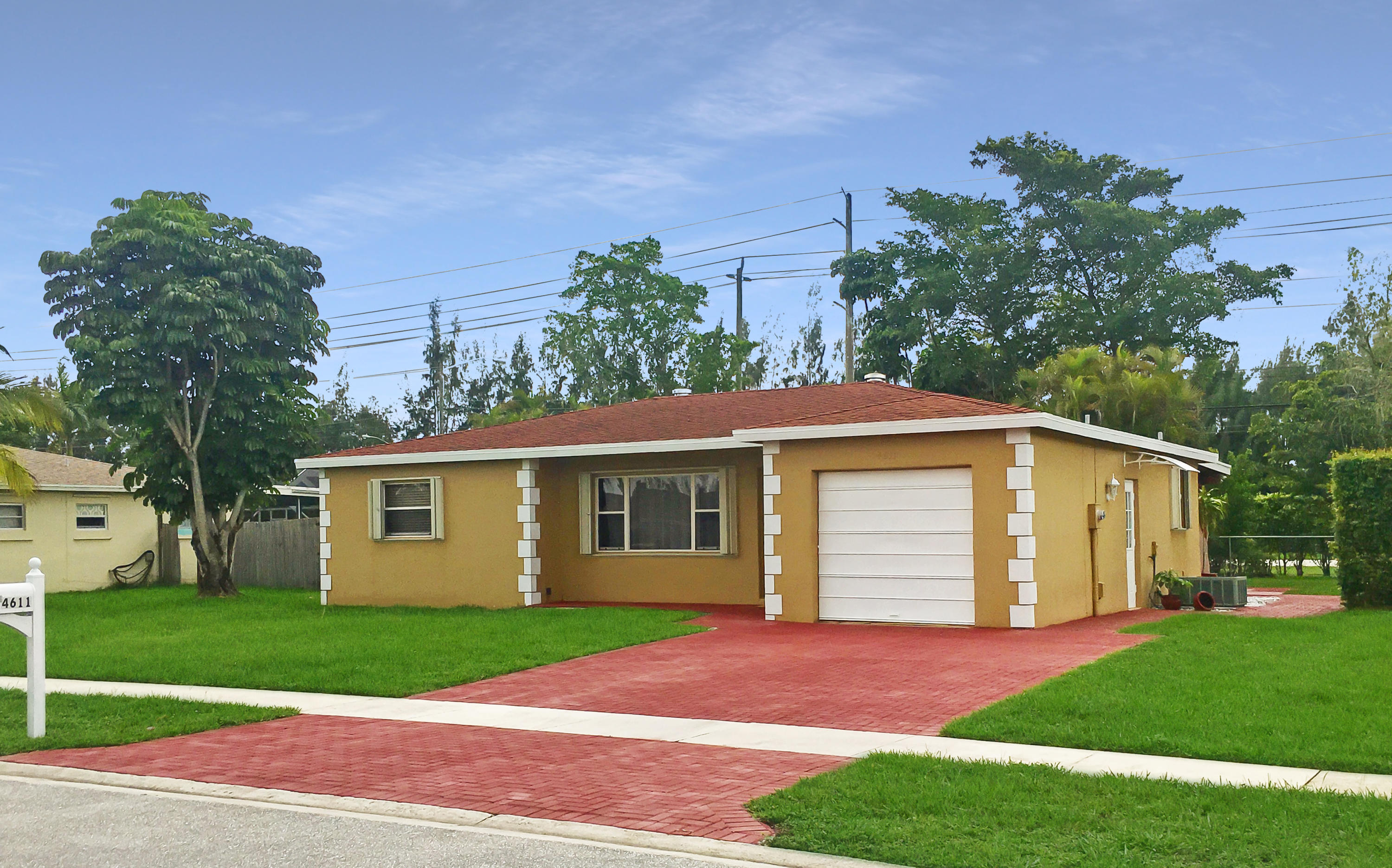 4611 Addison Street Boca Raton, FL 33428 - Photo 31 of 38 4611 Addison St - Front