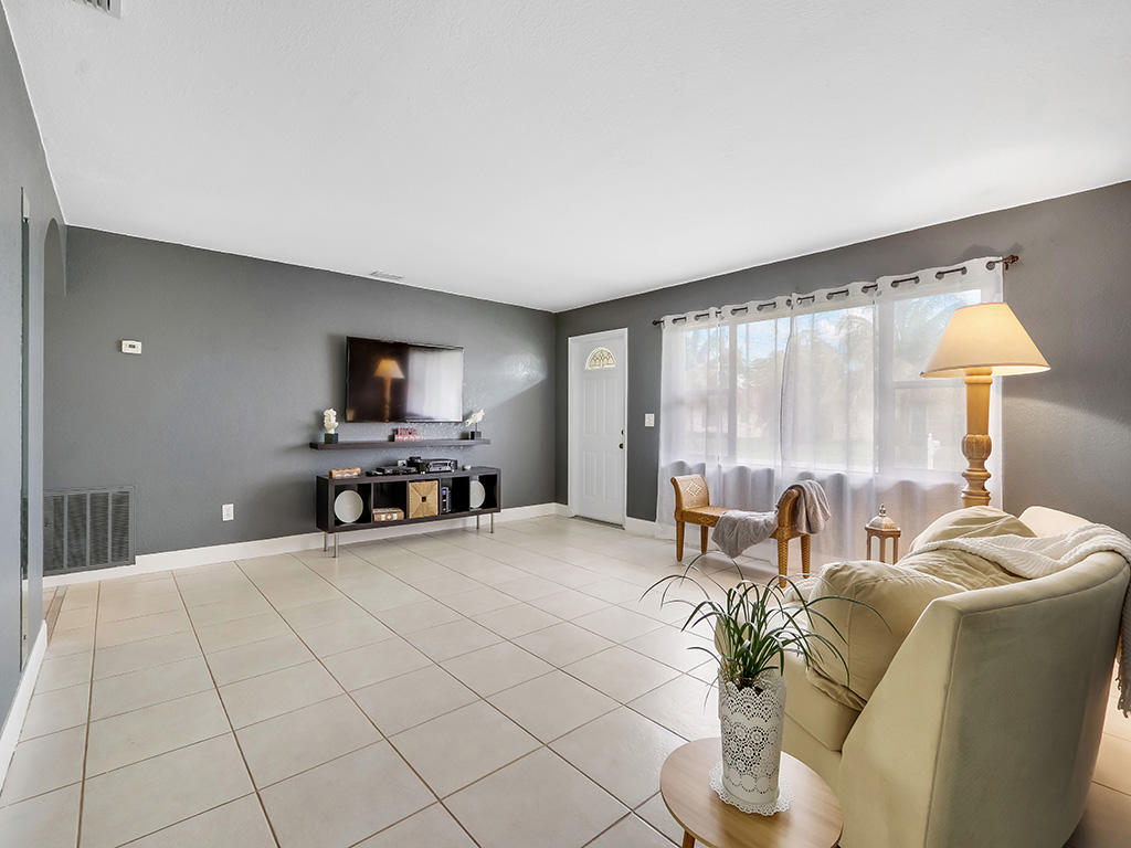 4611 Addison Street Boca Raton, FL 33428 - Photo 6 of 38 4611 Addison St - Living Room 3