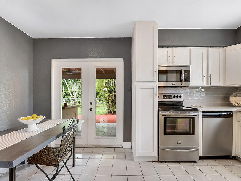 4611 Addison Street Boca Raton, FL 33428 - Photo 10 of 38 4611 Addison St - Kitchen 5