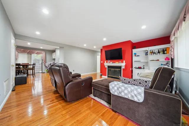 $625,000 | 2289 Bedford Street, Unit G17, Stamford, CT 06905