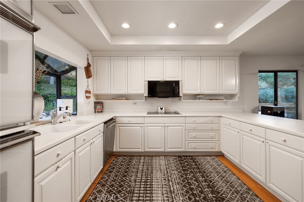 25582 Rangewood Road Laguna Hills, CA 92653 - Photo 10 of 54