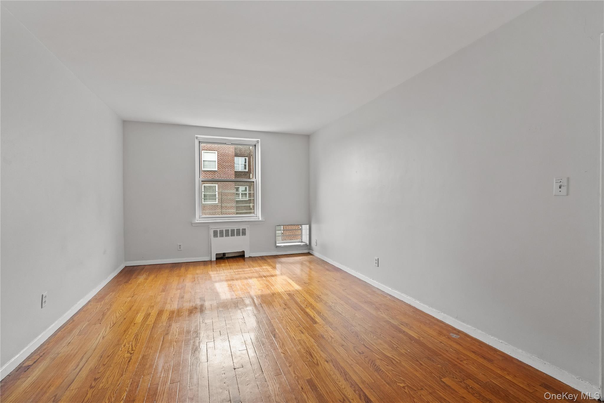 720 Pelham Road, Unit 4J New Rochelle, NY 10805 - Photo 18 of 28 Gallery Image 18