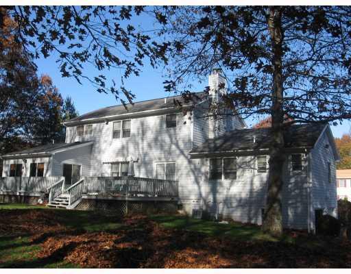 33 MacIntosh Drive Cranston, RI 02921 - Photo 8 of 12 Exterior Back.