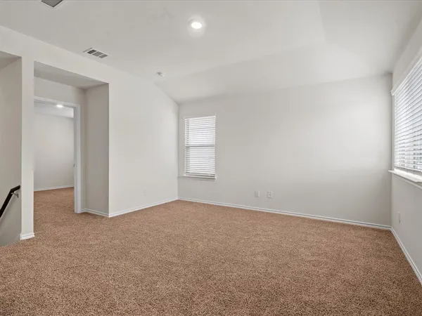 $299,999 | 1041 Old Oaks Drive, Forney, TX 75126