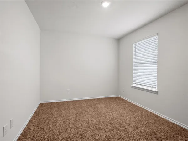 $299,999 | 1041 Old Oaks Drive, Forney, TX 75126