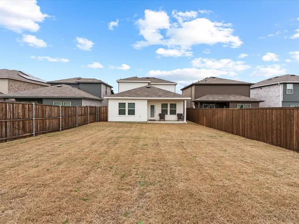 $299,999 | 1041 Old Oaks Drive, Forney, TX 75126