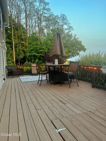 $369,900 | 335 Burke Road, Saratoga, NY 12170