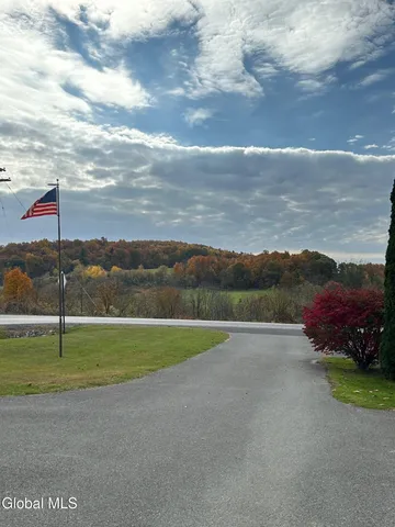 $369,900 | 335 Burke Road, Saratoga, NY 12170