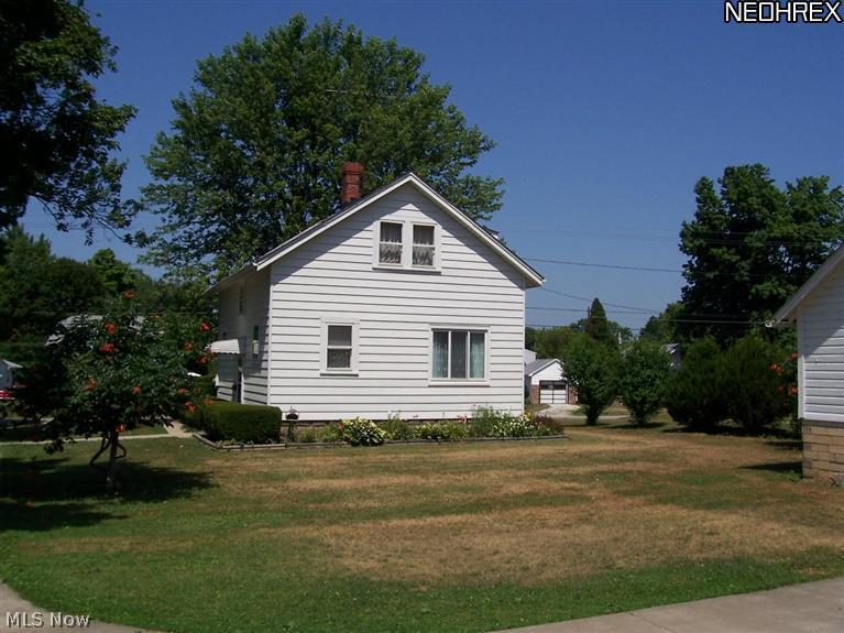 322 North Seneca Street Rittman, OH 44270 - Photo 2 of 15