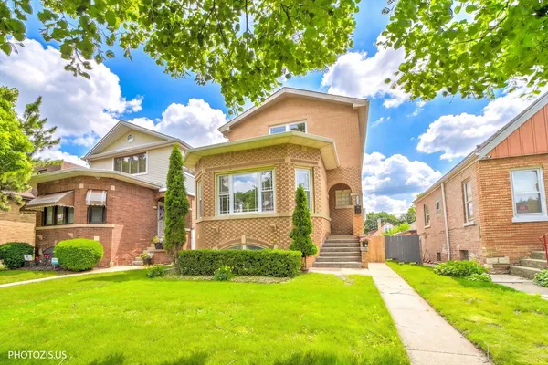 $489,900 | 3515 North Oriole Avenue, Chicago, IL 60634