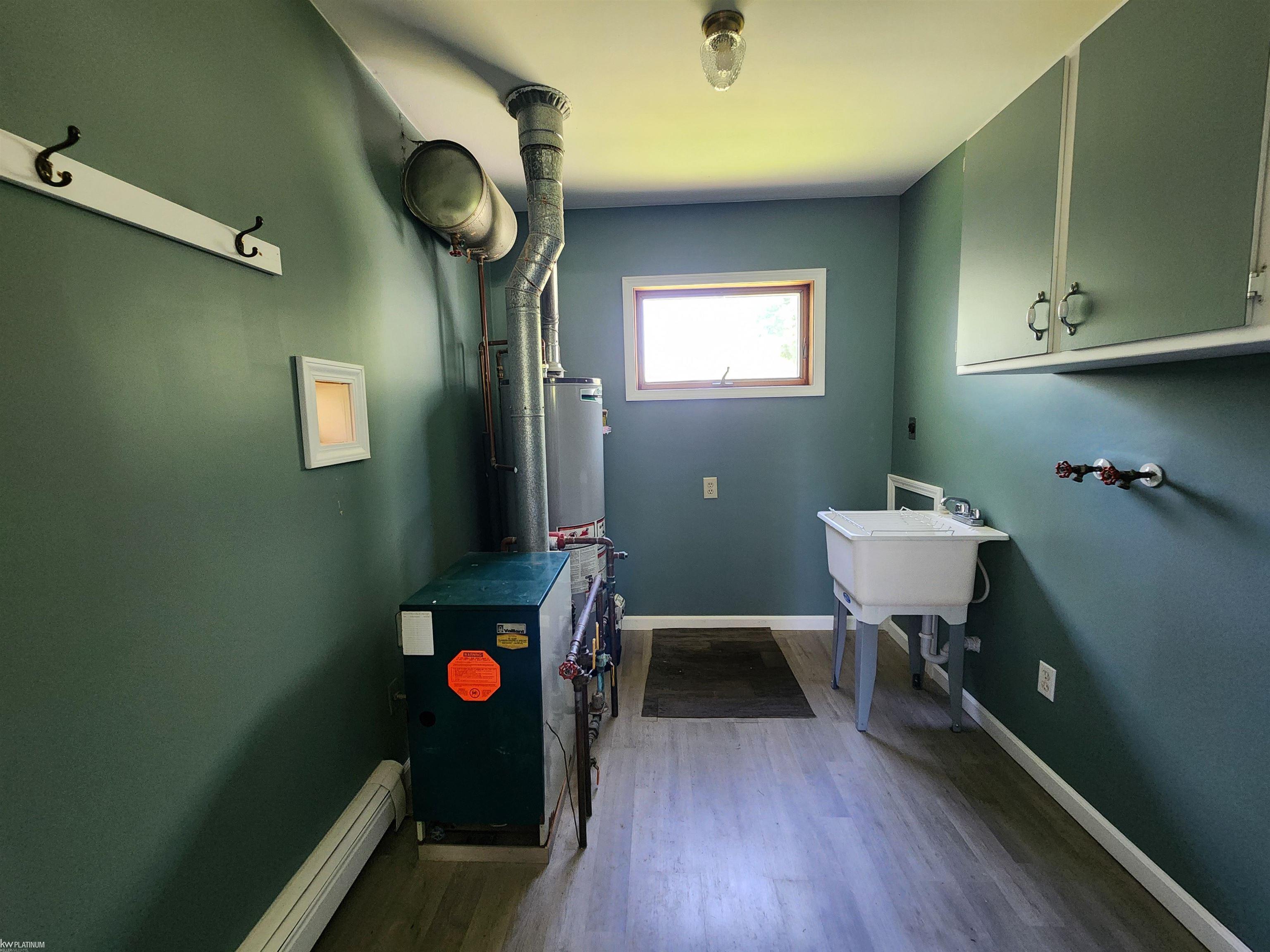 5045 Parker Road Fort Gratiot, MI 48059 - Photo 8 of 16