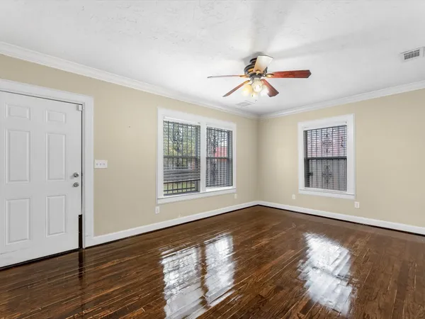 $1,600 | 1211 Bigelow Street, Houston, TX 77009