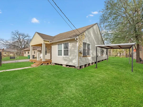 $1,600 | 1211 Bigelow Street, Houston, TX 77009