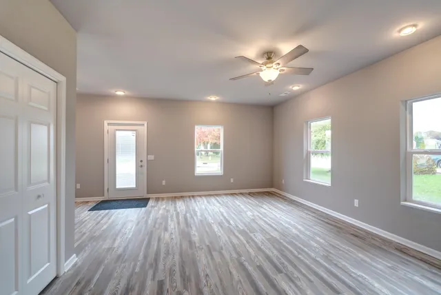 $277,500 | 620 West Delavan Drive, Janesville, WI 53546