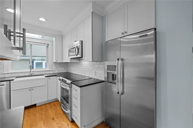 $3,950 | 36 Almy Street, Newport, RI 02840