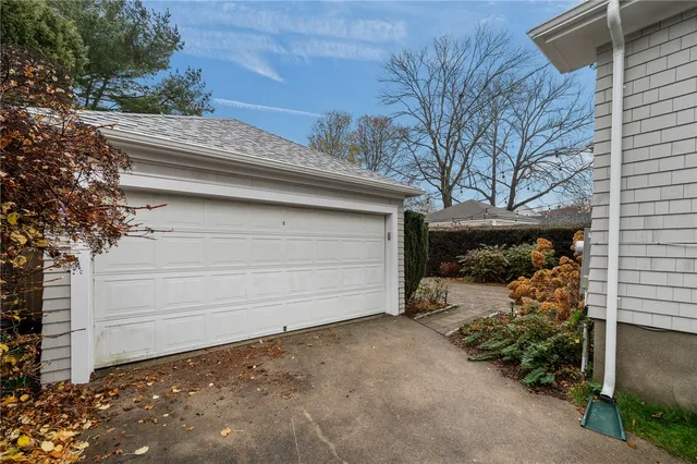 $3,950 | 36 Almy Street, Newport, RI 02840