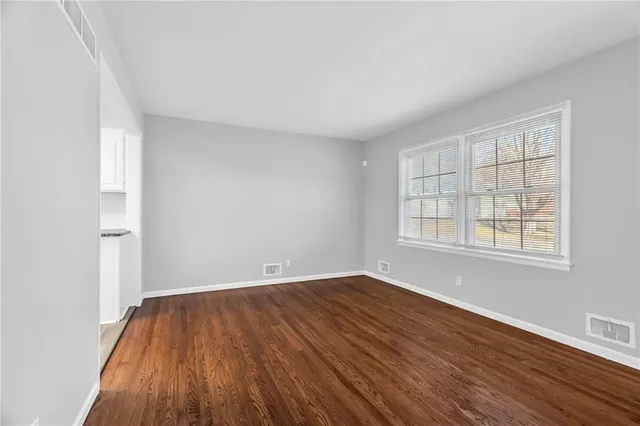 $279,000 | 3412 South Emery Street, Independence, MO 64055