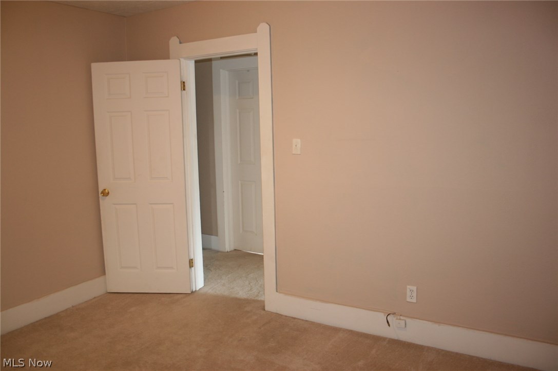 894 Walnut Road Southeast Massillon, OH 44646 - Photo 27 of 32 Gallery Image 27