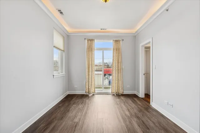 $2,499 | 7932 West Grand Avenue, Unit 2W, Elmwood Park, IL 60707