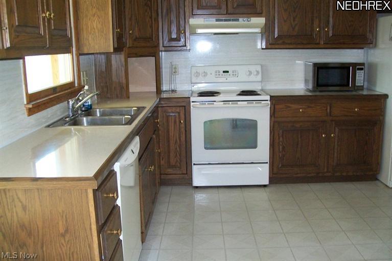 11014 Holshoe Road Homerville, OH 44235 - Photo 3 of 15 Gallery Image 3