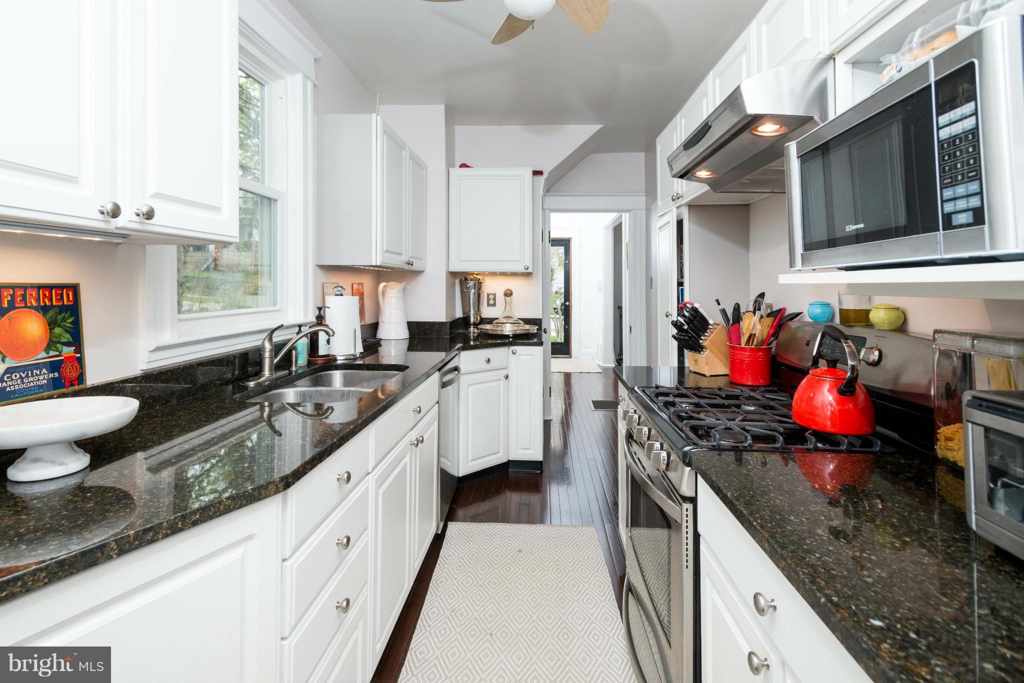 1015 Overbrook Road Baltimore, MD 21239 - Photo 11 of 18 Kitchen
