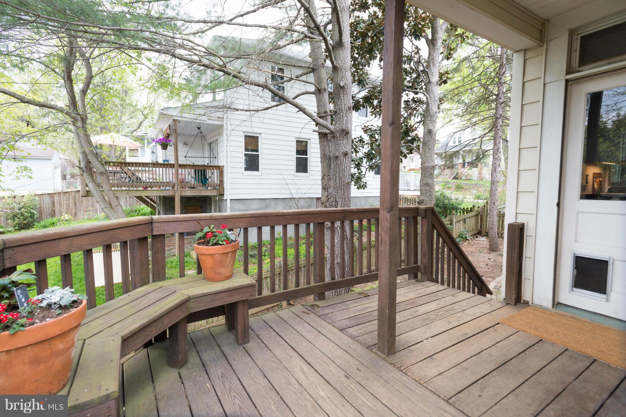 1015 Overbrook Road Baltimore, MD 21239 - Photo 17 of 18 deck